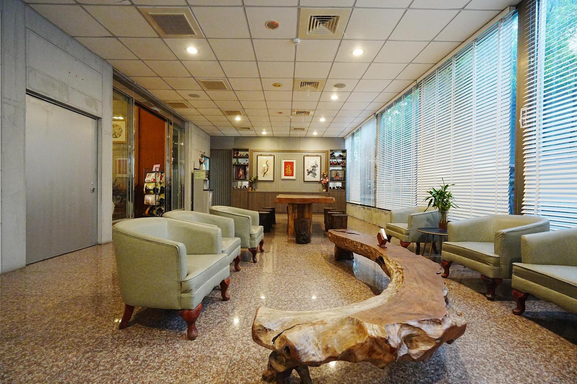 York Hotel Тайбэй Экстерьер фото