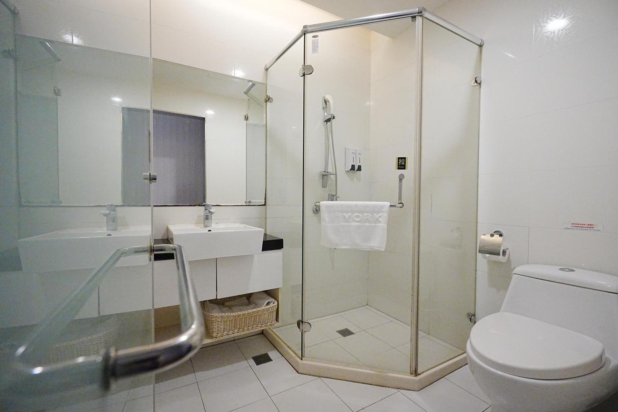York Hotel Тайбэй Экстерьер фото
