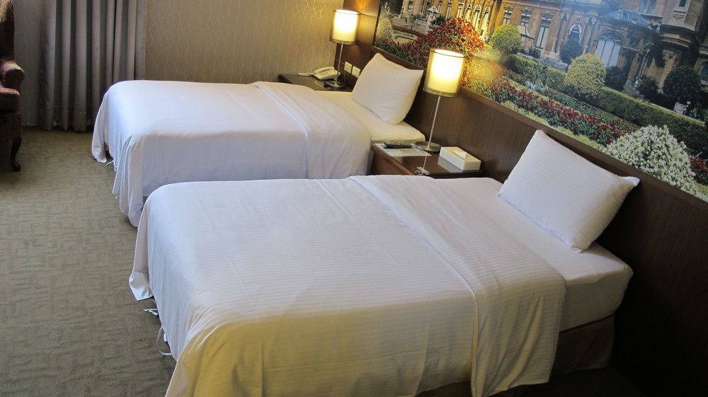 York Hotel Тайбэй Экстерьер фото